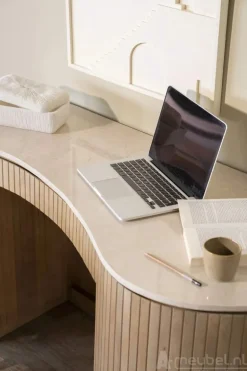 Bureau Kira - 96190